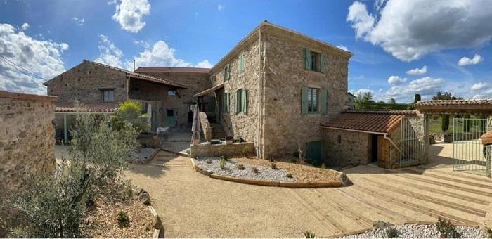 Domaine Saint Claude - Gite , Chambres D'Hotes & Hebergement Insolite Malleval Esterno foto